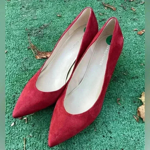 Marc Fisher NWOB  Women's Red Suede Caitlin Pointed Toe Dress Pumps Size 8M - Picture 5 of 16